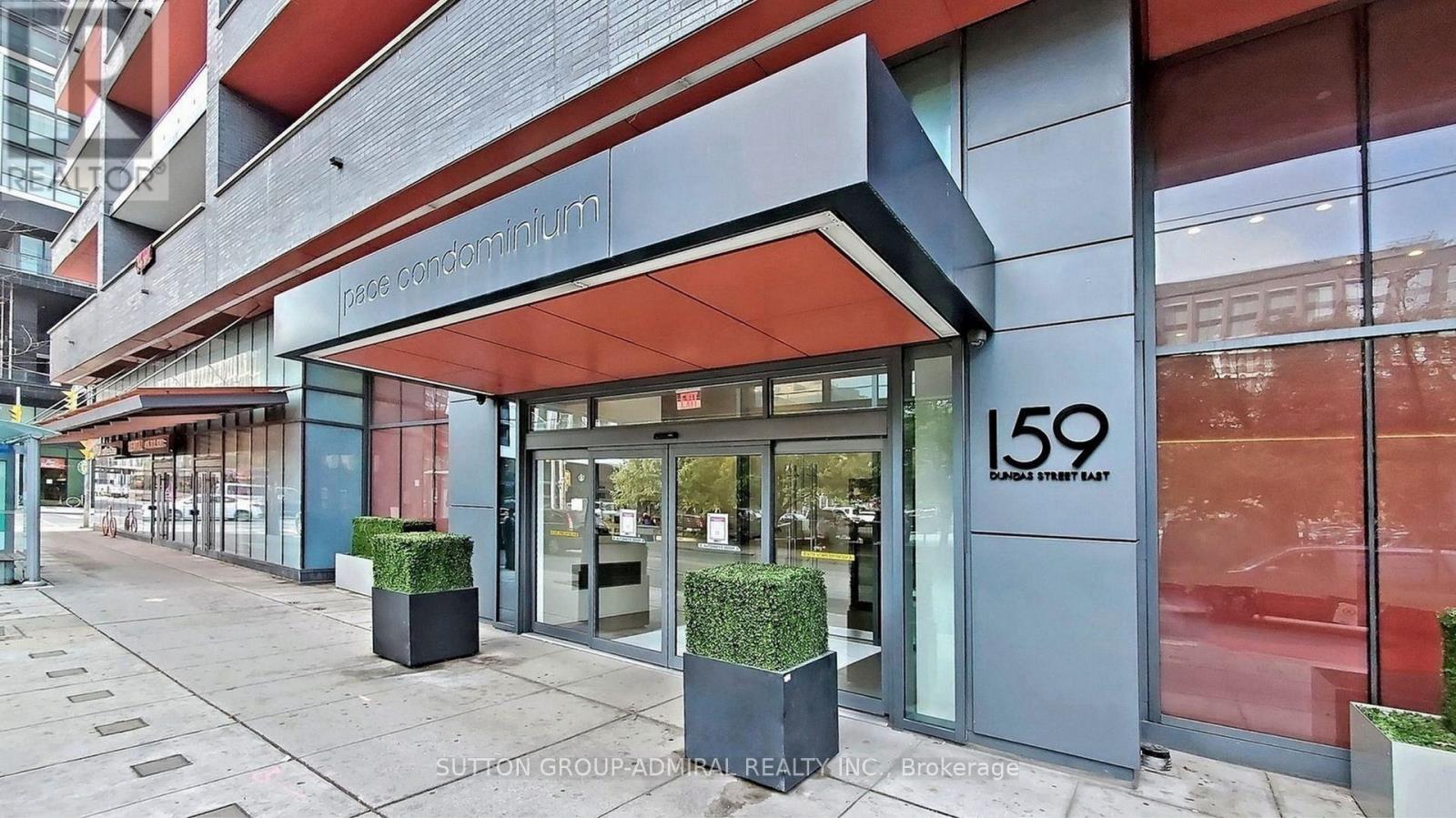 1901 - 159 Dundas Street E, Toronto, Ontario  M5B 1E4 - Photo 2 - C13138726