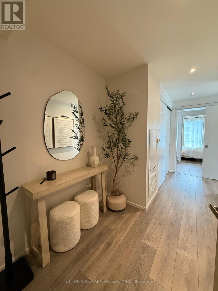 1901 - 159 Dundas Street E, Toronto, Ontario  M5B 1E4 - Photo 3 - C13138726