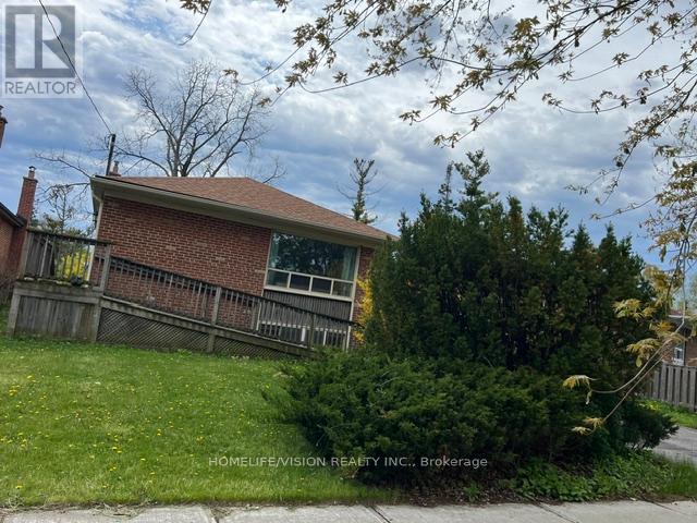 MAIN - 19 DANUBE DRIVE, Toronto, Ontario
