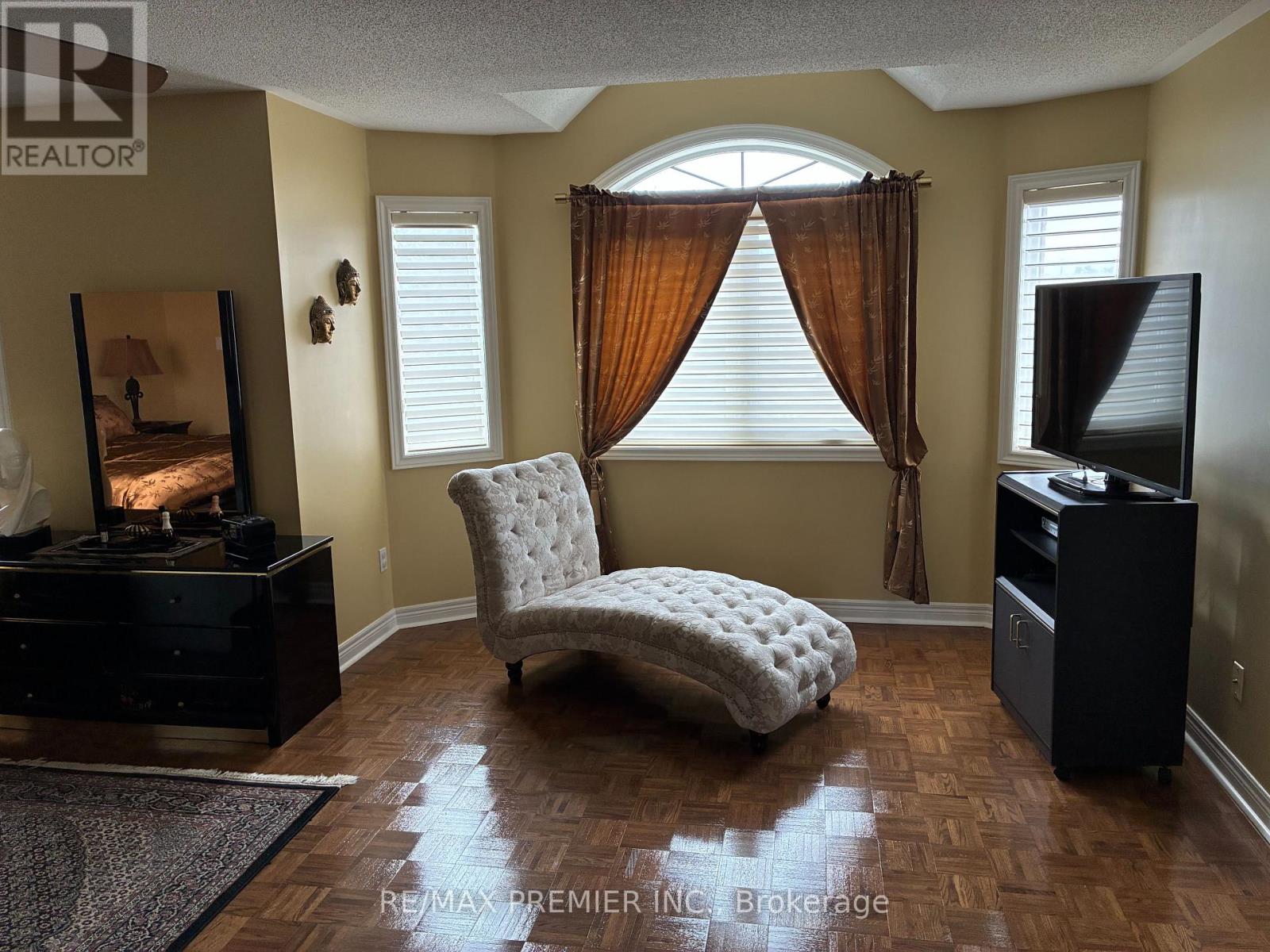 90 Siderno Crescent, Vaughan, Ontario  L4L 9H5 - Photo 27 - N13138650