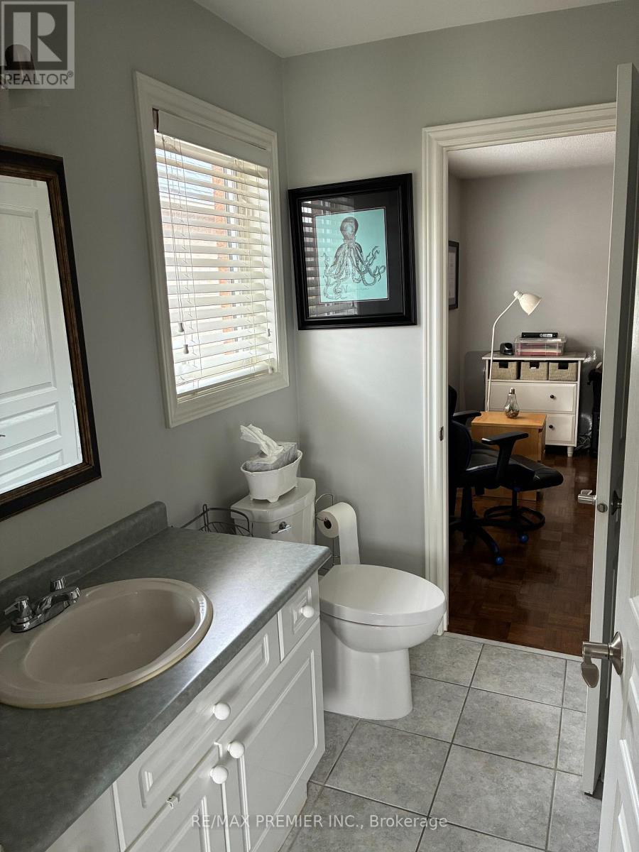 90 Siderno Crescent, Vaughan, Ontario  L4L 9H5 - Photo 32 - N13138650