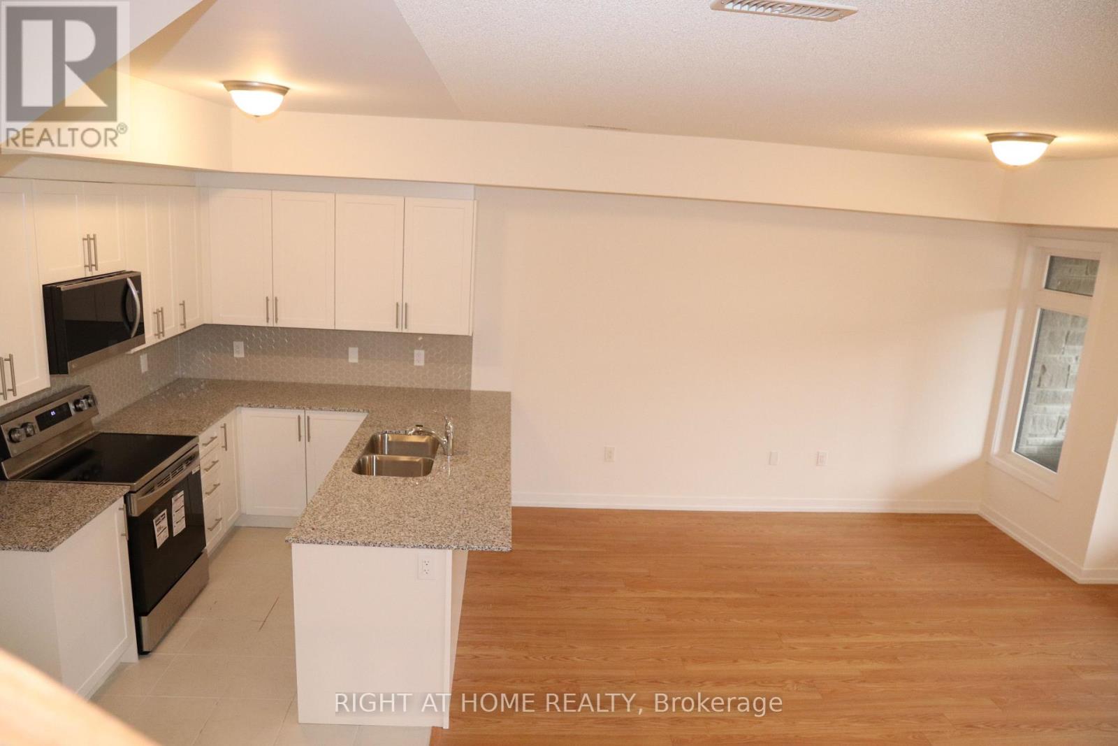 1541 Hilson Heights, Milton, Ontario  L9E 1V5 - Photo 27 - W13138714