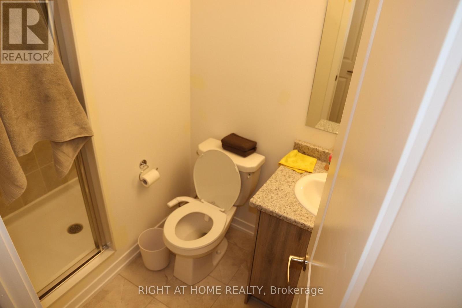1541 Hilson Heights, Milton, Ontario  L9E 1V5 - Photo 37 - W13138714