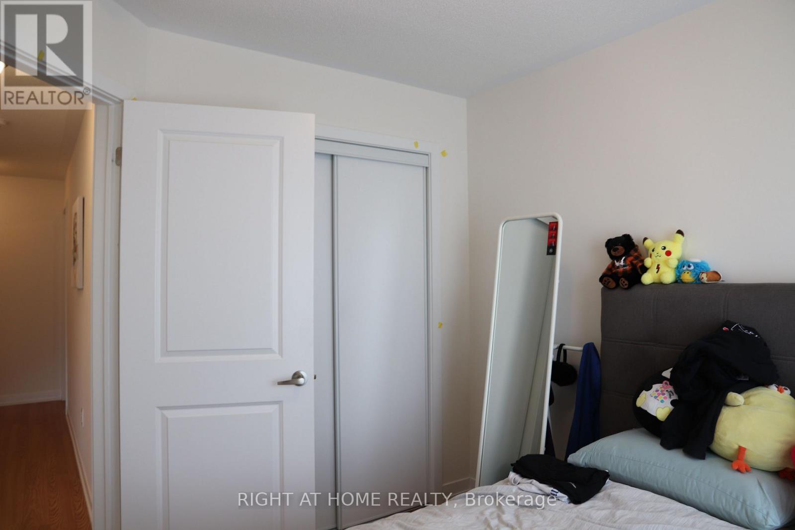 1541 Hilson Heights, Milton, Ontario  L9E 1V5 - Photo 42 - W13138714