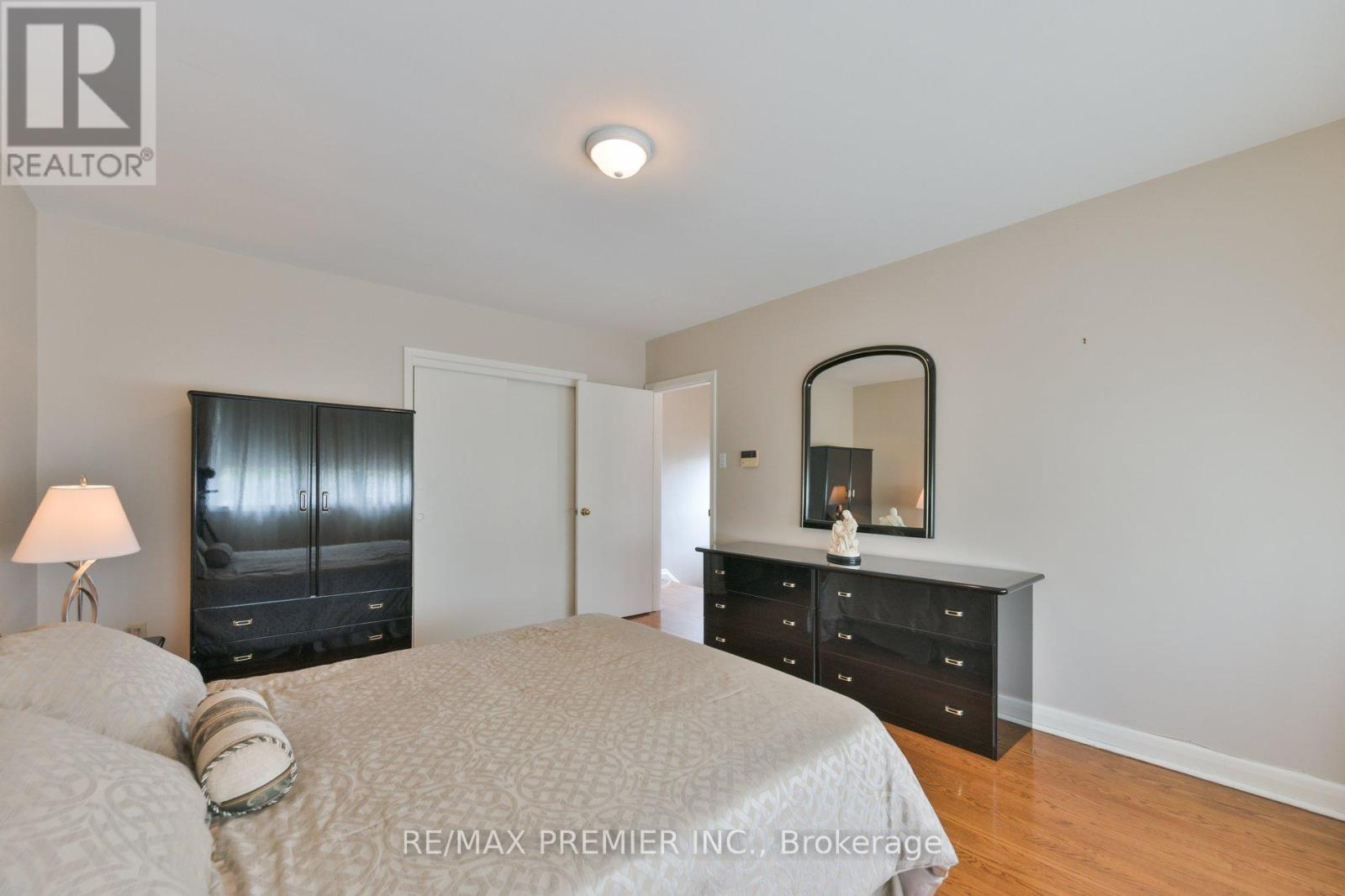 81 Macleod Street, Toronto, Ontario  M6L 2M8 - Photo 17 - W13138718