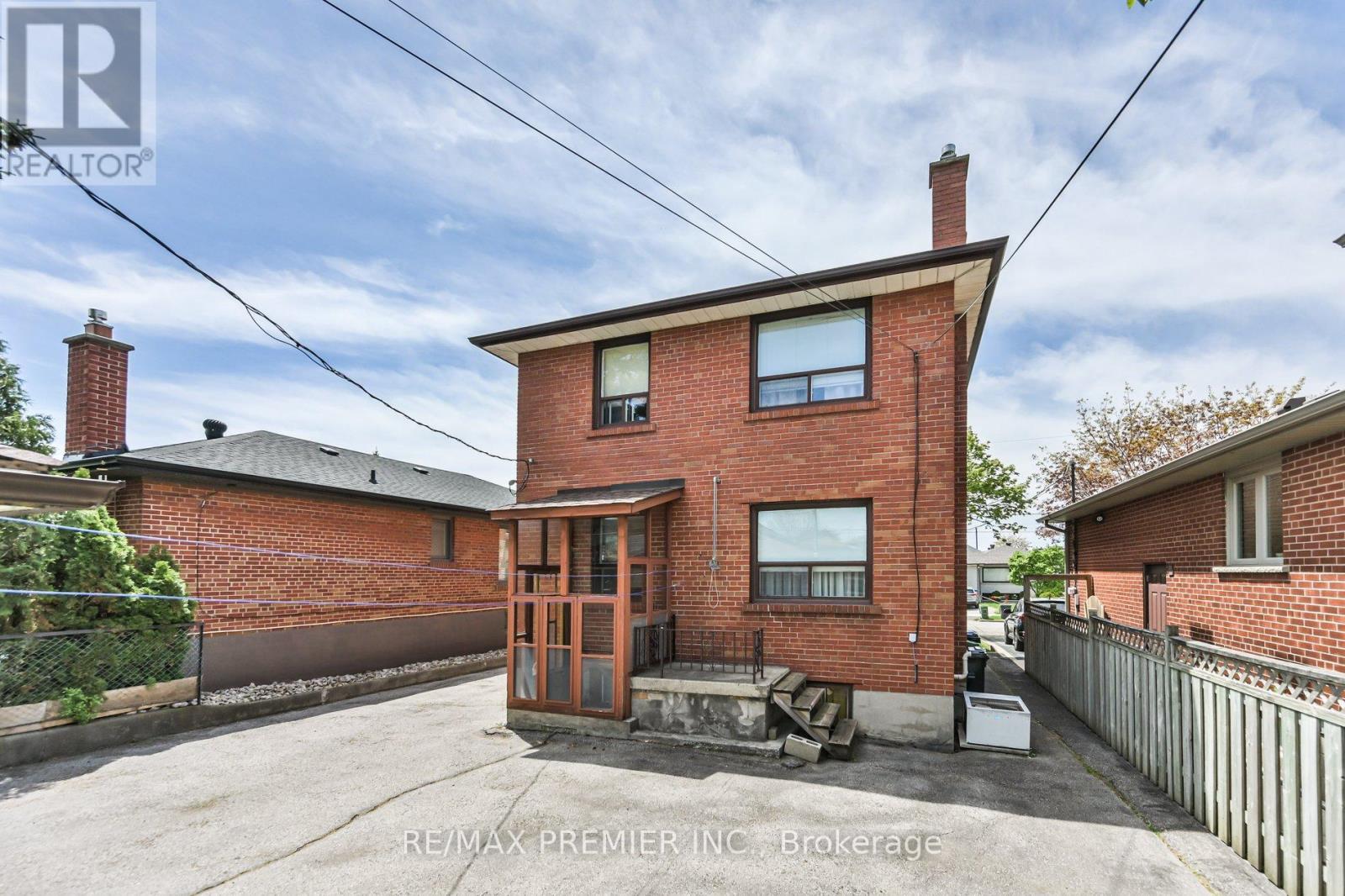 81 Macleod Street, Toronto, Ontario  M6L 2M8 - Photo 33 - W13138718