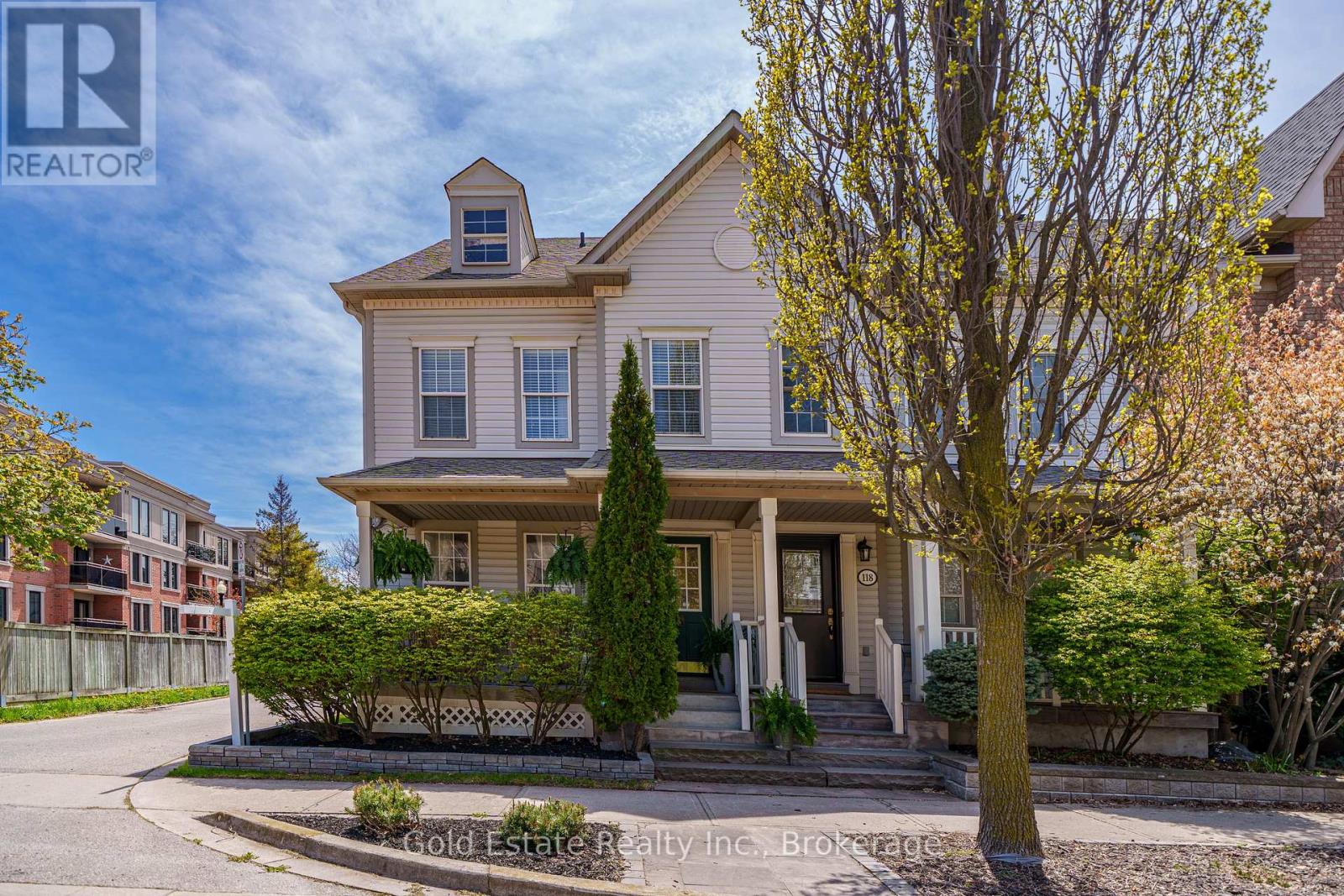 120 ROXTON ROAD, Oakville, Ontario