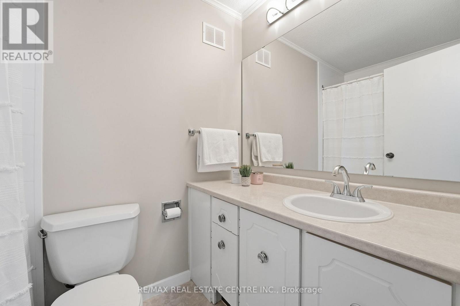 74 - 30 Green Valley Drive, Kitchener, Ontario  N2P 1G8 - Photo 28 - X13138670