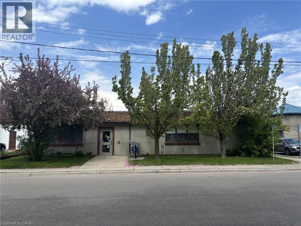13 ALMA Street N, Hagersville, Ontario