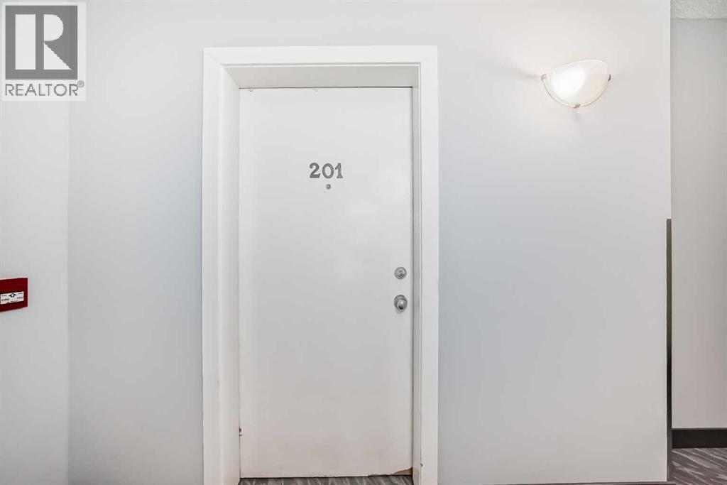 201, 1000 15 Avenue SW, Calgary, Alberta  T2R 0S6 - Photo 4 - A2297520