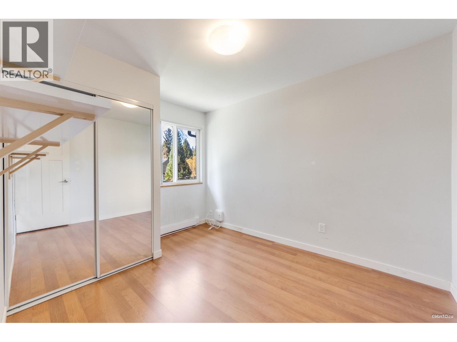 2974 Fleming Avenue, Coquitlam, British Columbia  V3C 4S3 - Photo 15 - R3107562