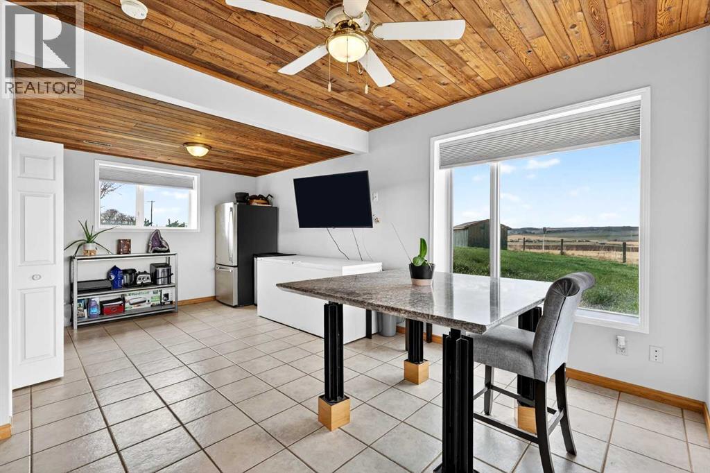 112239 402 Avenue W, Rural Foothills County, Alberta  T1S 6E1 - Photo 17 - A2307122