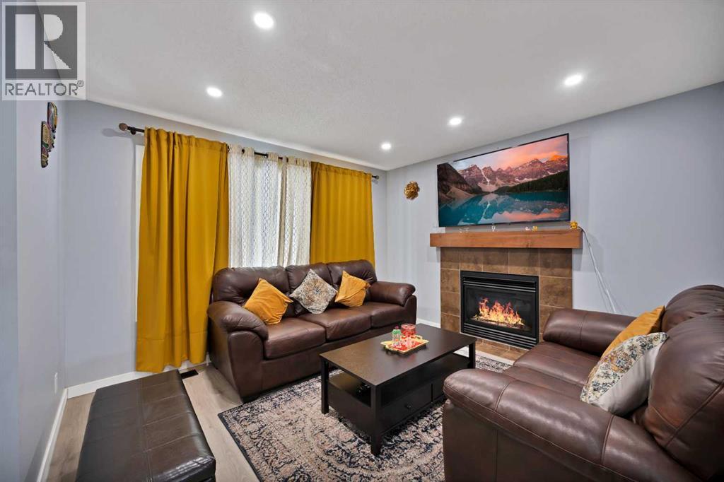 67 Copperstone Circle SE, Calgary, Alberta  T2Z 0G6 - Photo 7 - A2309352