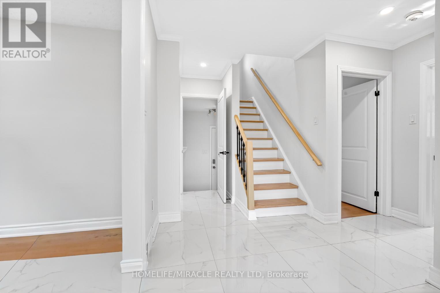 21 Gregory Street, Brampton, Ontario  L6Y 1G2 - Photo 11 - W13081596