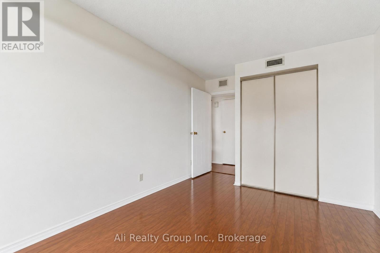 610 - 1705 Playfair Drive, Ottawa, Ontario  K1H 8P6 - Photo 17 - X13134022