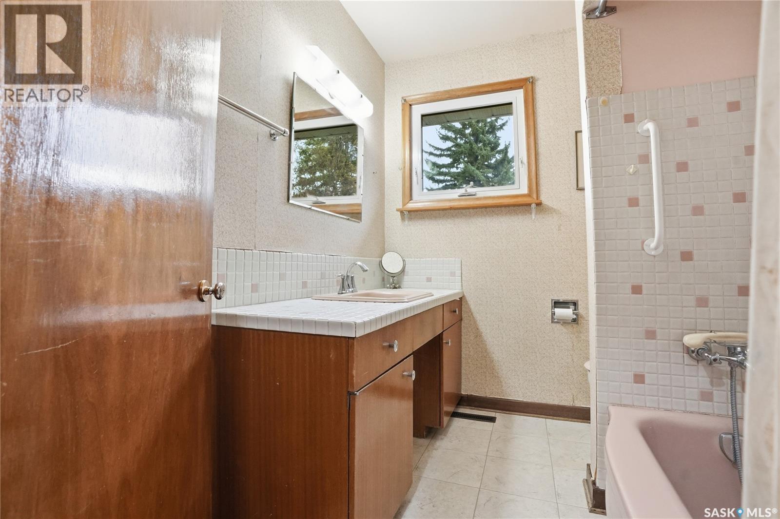 517 Copland Crescent, Saskatoon, Saskatchewan  S7H 2Z4 - Photo 31 - SK036019