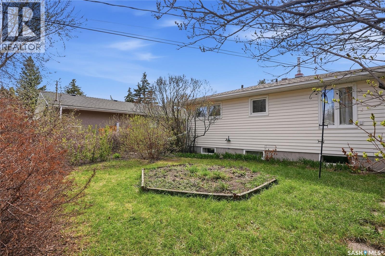 517 Copland Crescent, Saskatoon, Saskatchewan  S7H 2Z4 - Photo 57 - SK036019