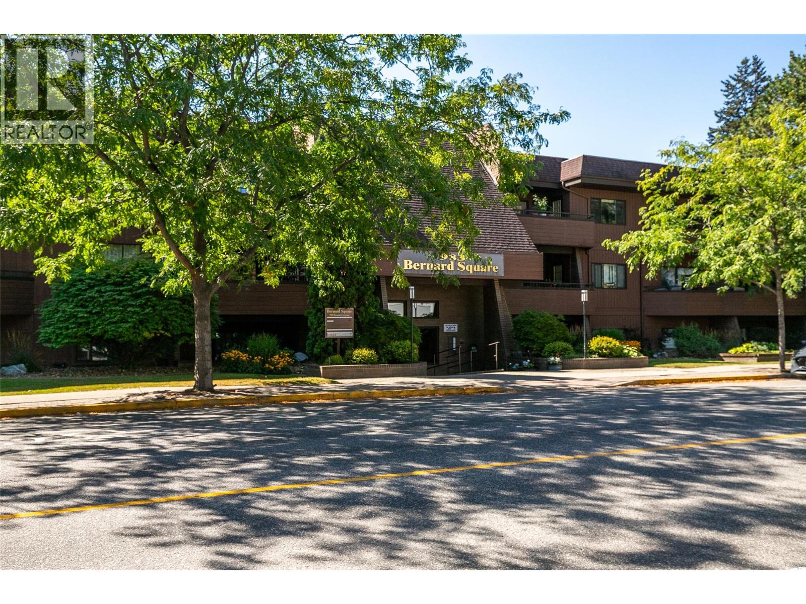 983 Bernard Avenue Unit# 206, Kelowna, British Columbia