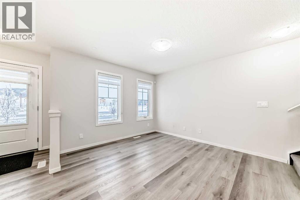1337 140 Avenue NW, Calgary, Alberta  T2K 0E3 - Photo 10 - A2275880