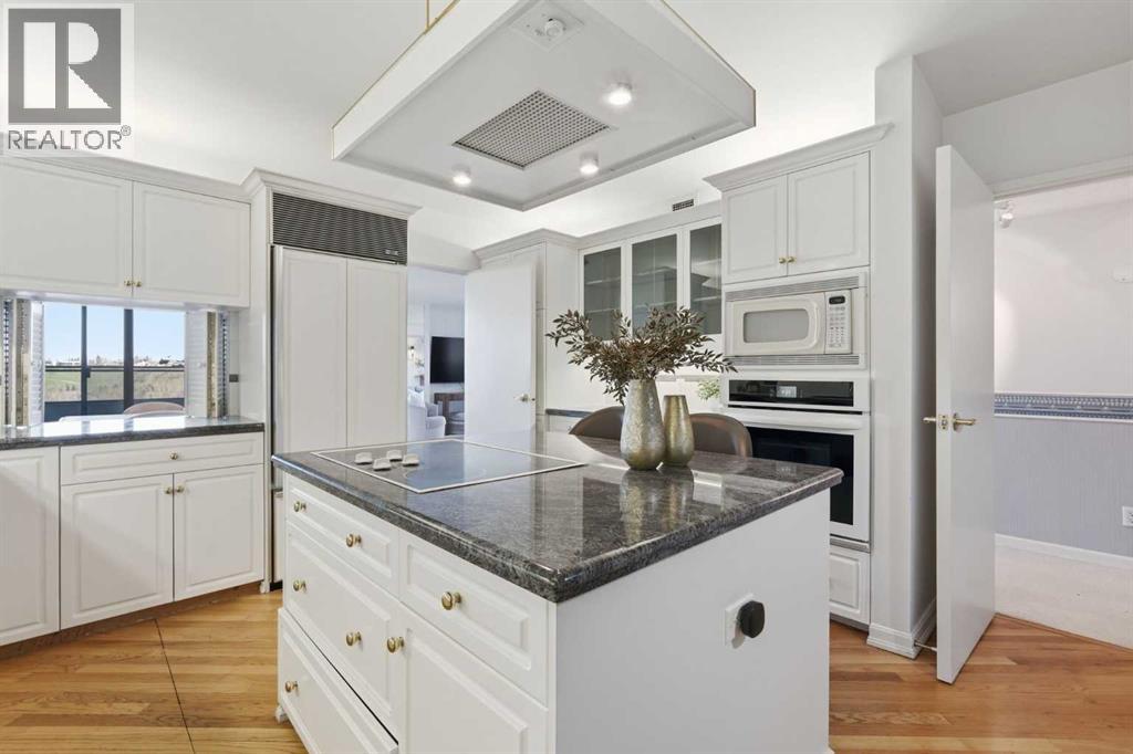 1001a, 500 Eau Claire Avenue SW, Calgary, Alberta  T2P 3R8 - Photo 15 - A2306992