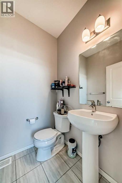 199 Savanna Parade NE, Calgary, Alberta  T3J 0W1 - Photo 18 - A2311915