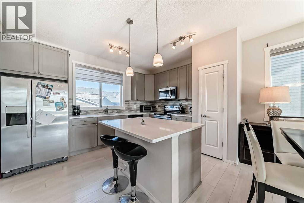 199 Savanna Parade NE, Calgary, Alberta  T3J 0W1 - Photo 6 - A2311915