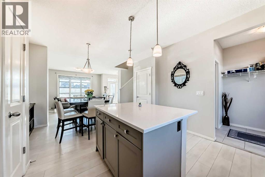 199 Savanna Parade NE, Calgary, Alberta  T3J 0W1 - Photo 8 - A2311915