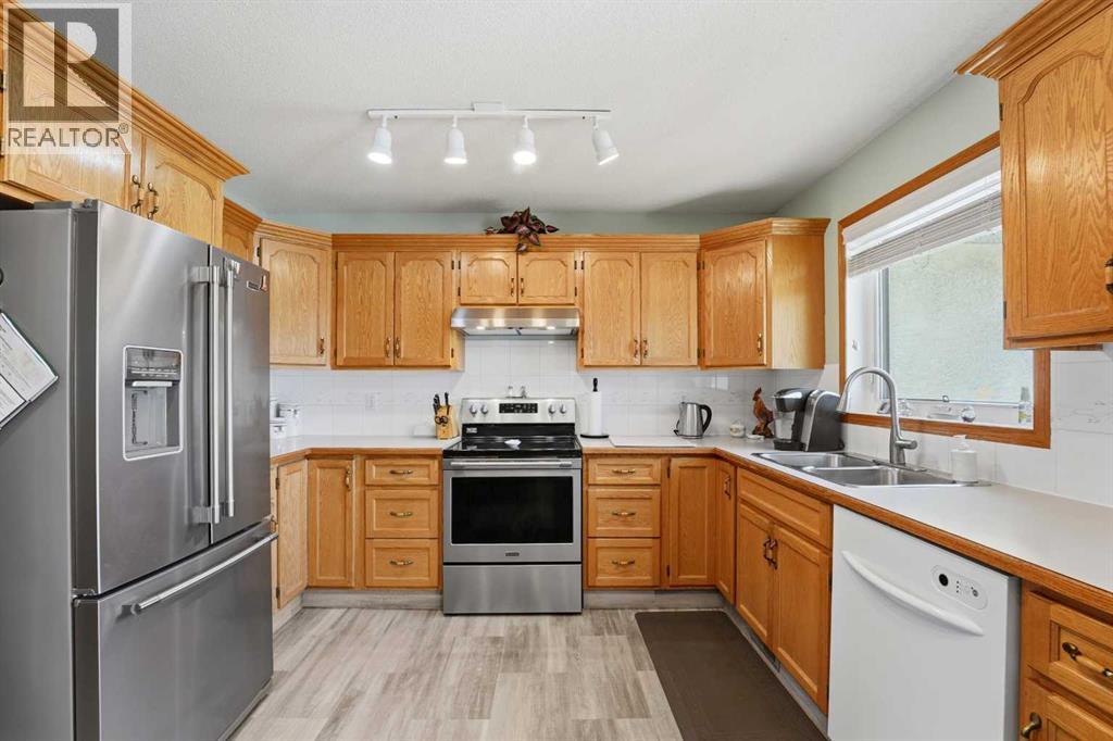 74 Donnelly Crescent, Red Deer, Alberta  T4R 2L8 - Photo 11 - A2311290