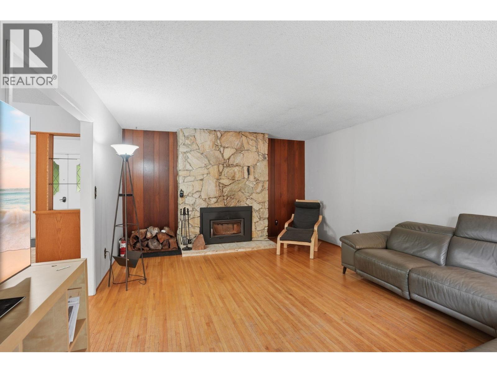 909 Seymour Boulevard, North Vancouver, British Columbia  V7J 2J7 - Photo 21 - R3122219