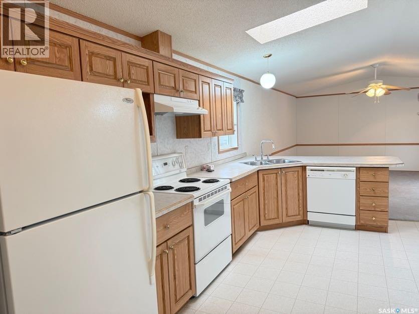 310 Christie Street, Outlook, Saskatchewan  S0L 2N0 - Photo 14 - SK036215