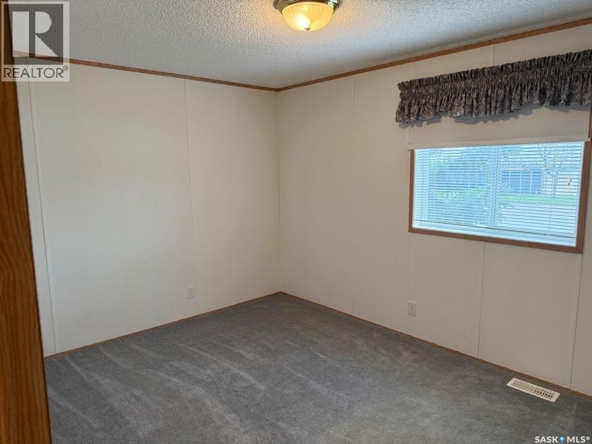 310 Christie Street, Outlook, Saskatchewan  S0L 2N0 - Photo 6 - SK036215