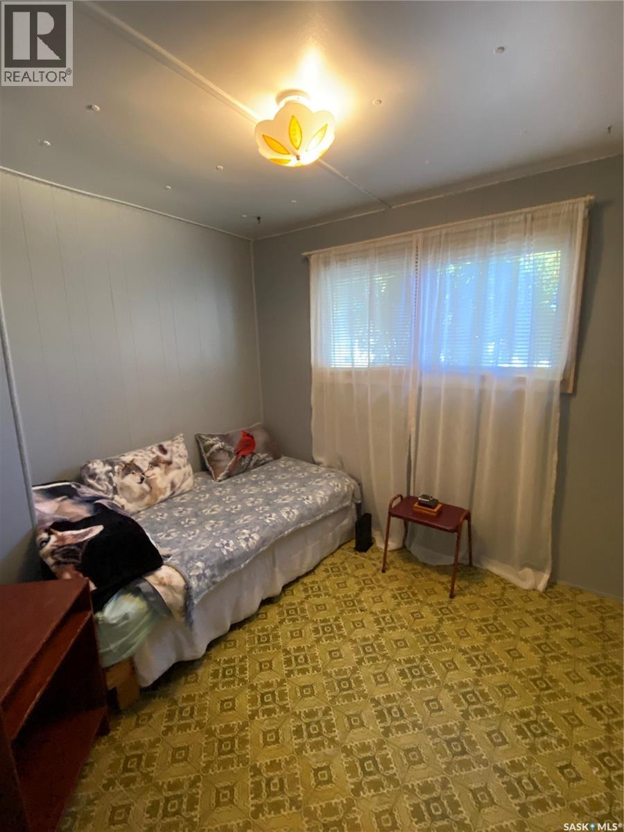 206 Albert Street, Hudson Bay, Saskatchewan  S0E 0Y0 - Photo 10 - SK036033