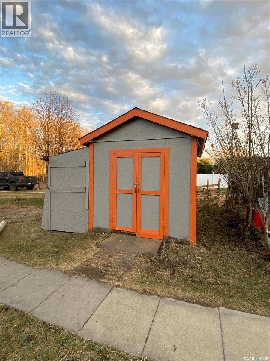206 Albert Street, Hudson Bay, Saskatchewan  S0E 0Y0 - Photo 14 - SK036033