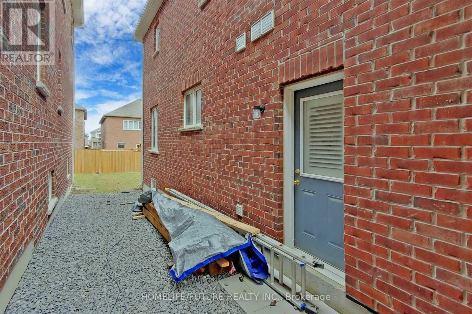 984 Wrenwood Drive, Oshawa, Ontario  L1K 0Y1 - Photo 35 - E13138760