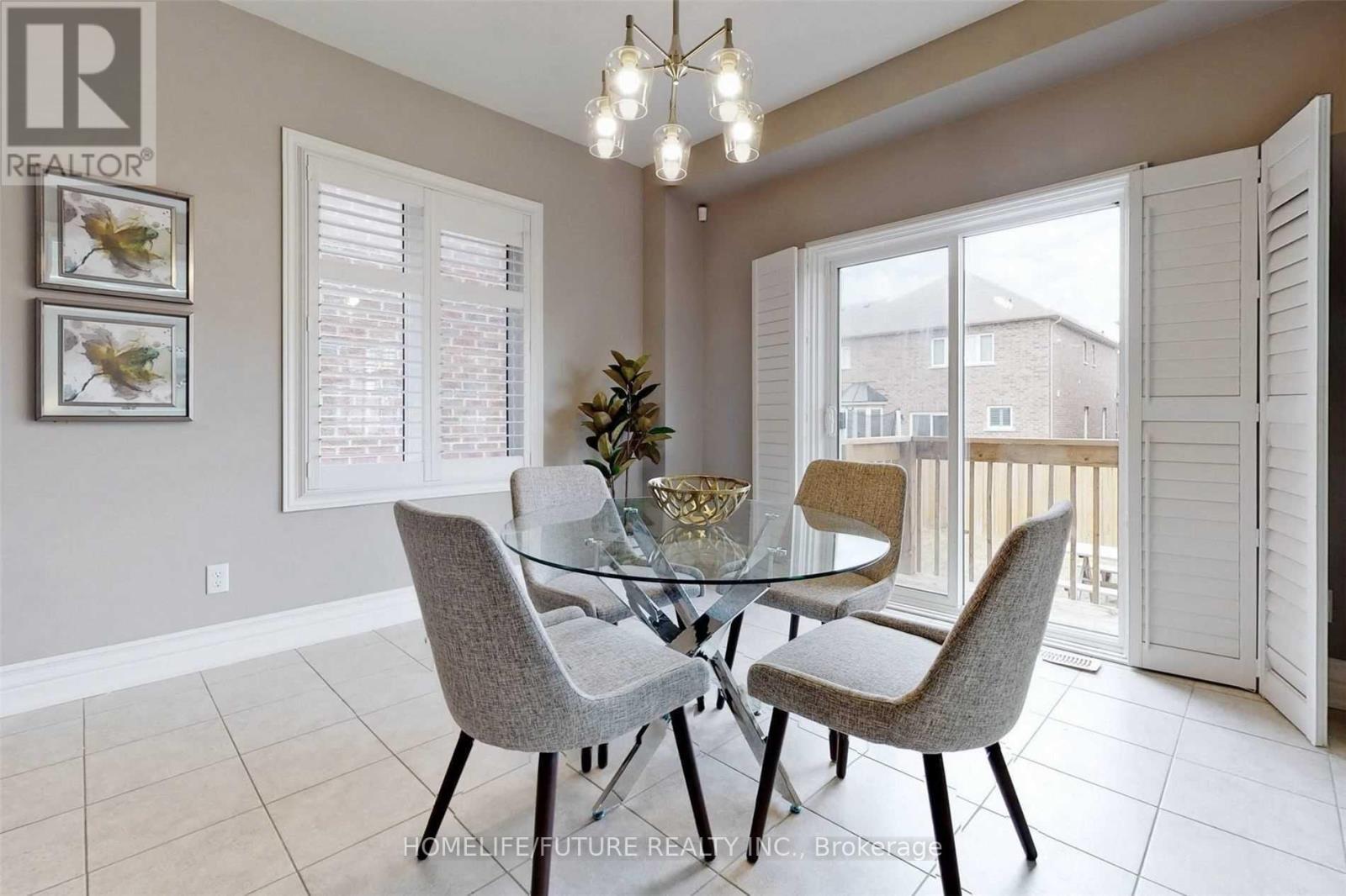 984 Wrenwood Drive, Oshawa, Ontario  L1K 0Y1 - Photo 6 - E13138760