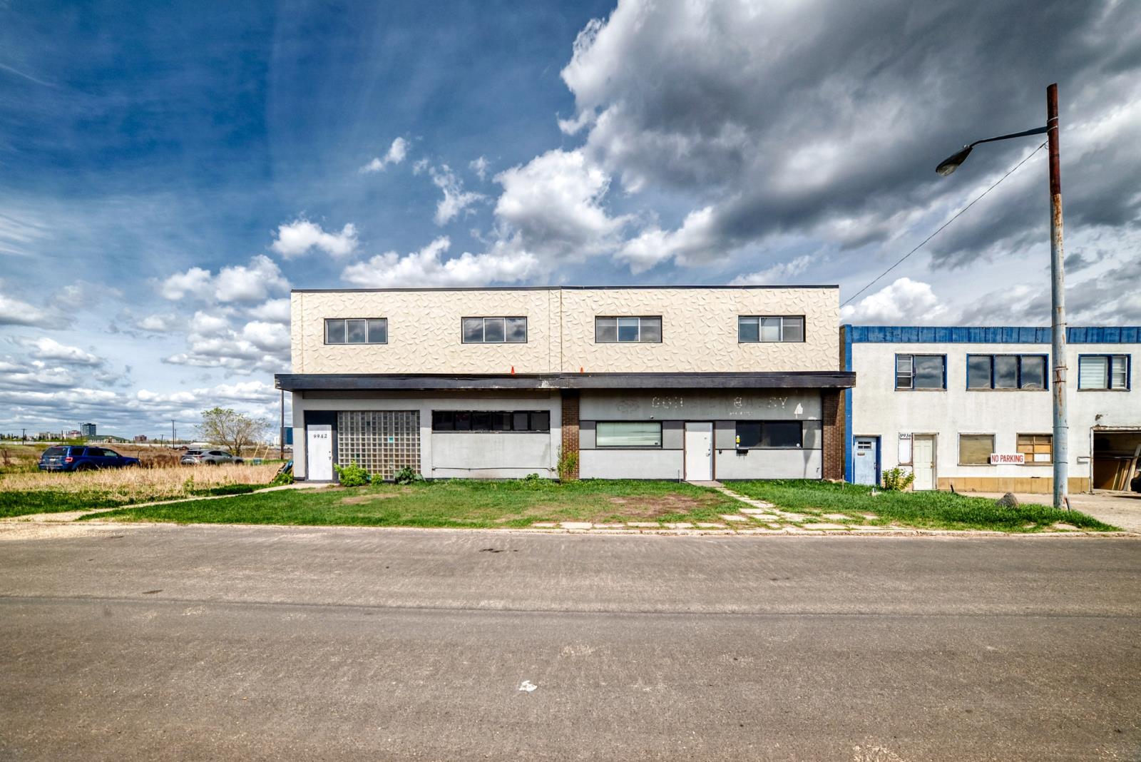 9938  70 Avenue Nw, Edmonton, Alberta  T6E 0V7 - Photo 0 - 44893967