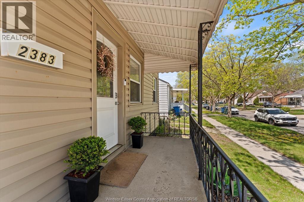 2383 Elsmere, Windsor, Ontario  N8W 2C9 - Photo 5 - 26009132