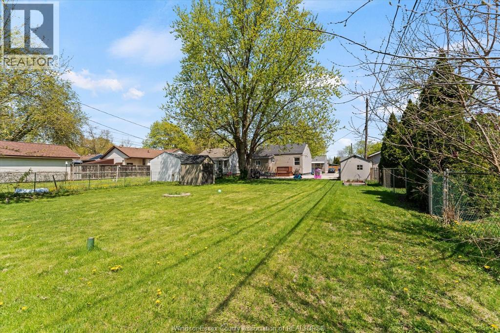 2383 Elsmere, Windsor, Ontario  N8W 2C9 - Photo 18 - 26009132