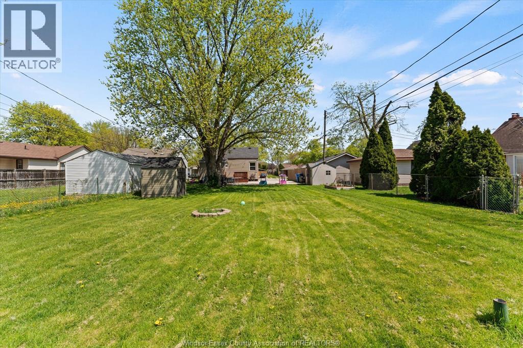 2383 Elsmere, Windsor, Ontario  N8W 2C9 - Photo 19 - 26009132