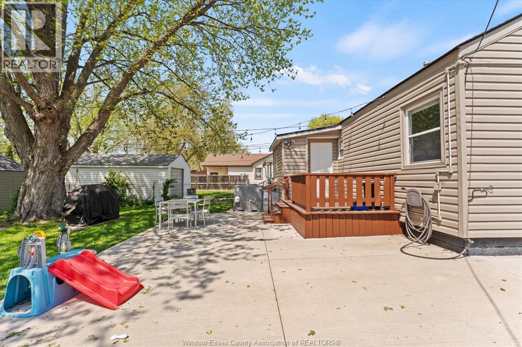 2383 Elsmere, Windsor, Ontario  N8W 2C9 - Photo 22 - 26009132