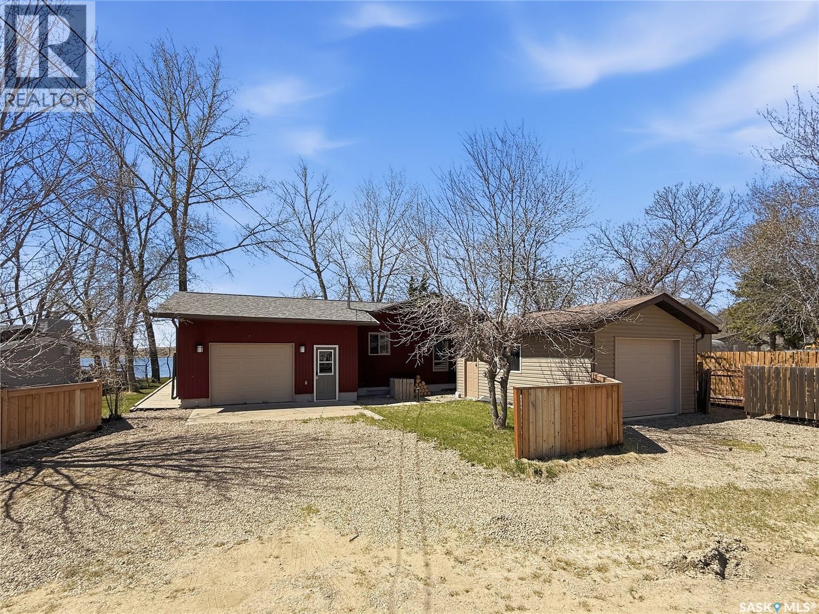 105 Elim Drive, Lac Pelletier Rm No. 107, Saskatchewan  S0N 0E0 - Photo 2 - SK036043