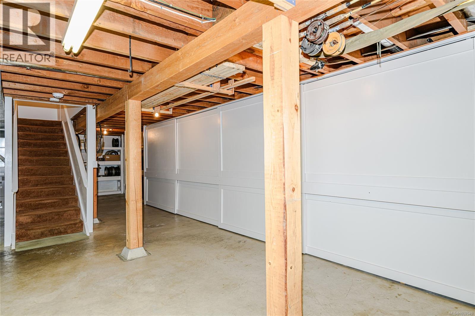3785 Raymond St S, Saanich, British Columbia  V8Z 4K2 - Photo 25 - 1037049