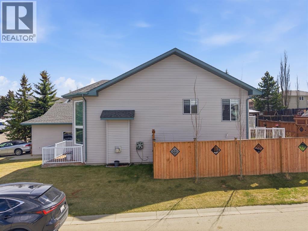 1 Pell Close, Sylvan Lake, Alberta  T4S 1W8 - Photo 39 - A2309405