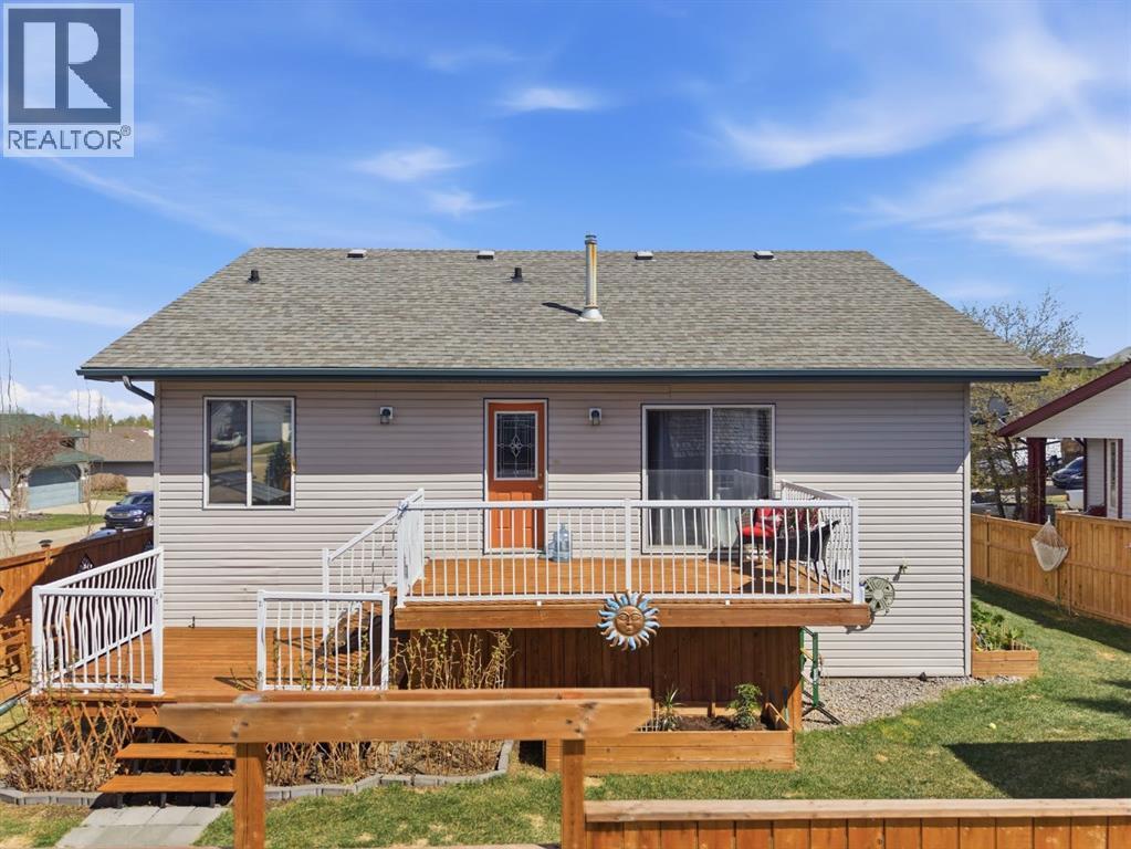 1 Pell Close, Sylvan Lake, Alberta  T4S 1W8 - Photo 33 - A2309405