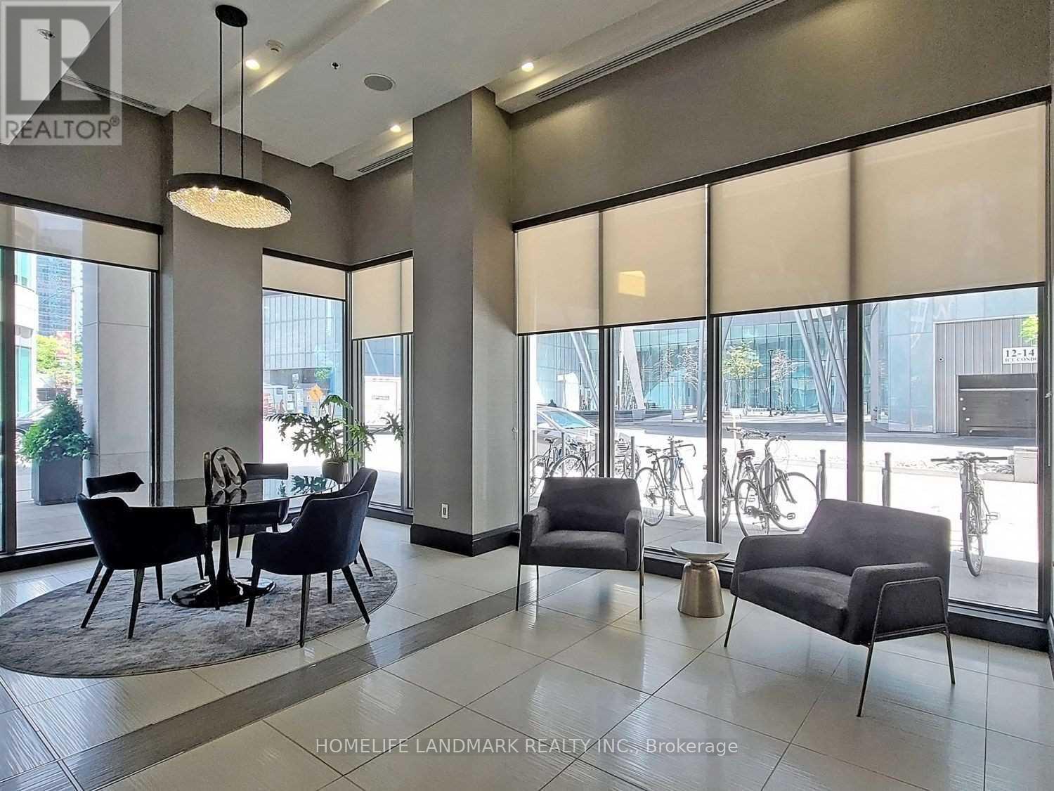 2803 - 19 Grand Trunk Crescent, Toronto, Ontario  M5J 3A3 - Photo 3 - C13138810