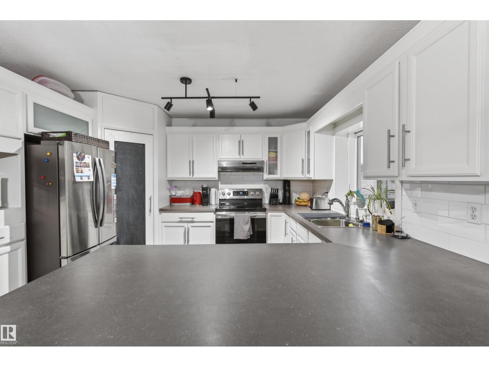 4007 41 Av, Bonnyville Town, Alberta  T9N 1T3 - Photo 9 - E4488317