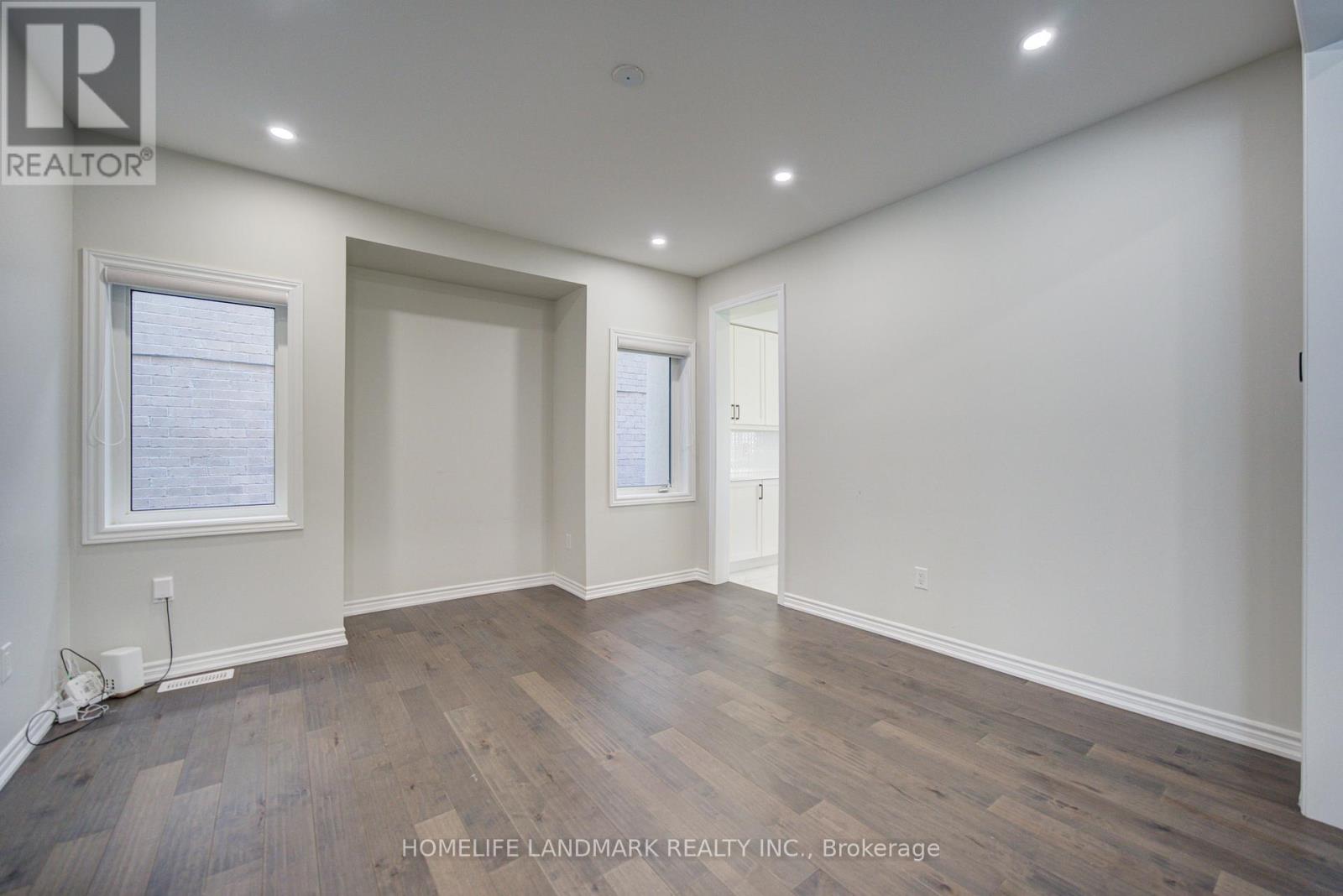 18 Kenneth Ross Crescent, East Gwillimbury, Ontario  L9N 0T7 - Photo 17 - N13138780