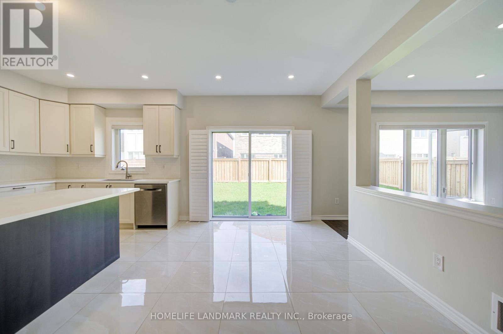18 Kenneth Ross Crescent, East Gwillimbury, Ontario  L9N 0T7 - Photo 26 - N13138780