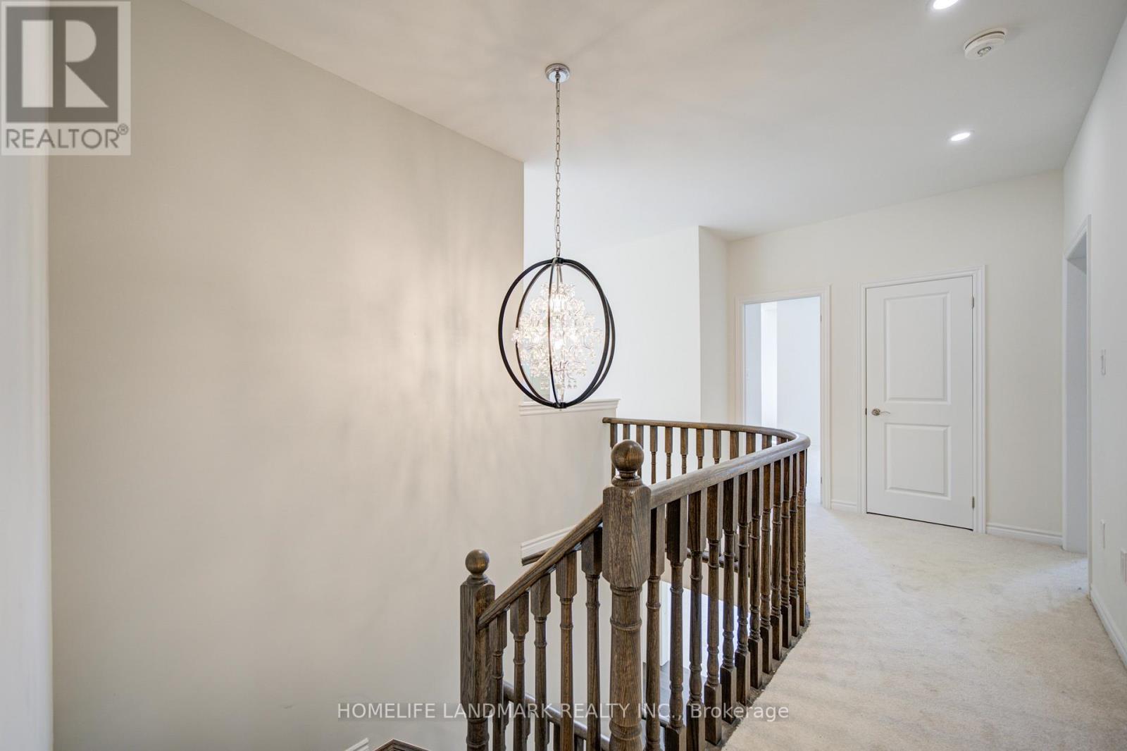 18 Kenneth Ross Crescent, East Gwillimbury, Ontario  L9N 0T7 - Photo 32 - N13138780