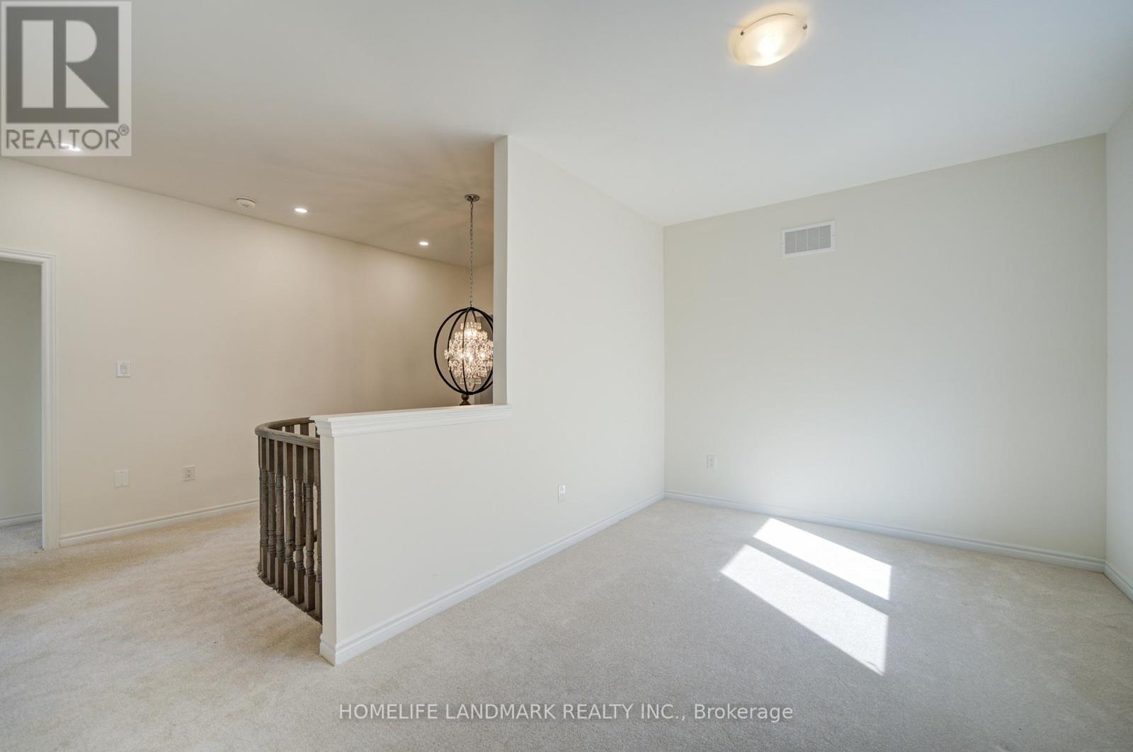 18 Kenneth Ross Crescent, East Gwillimbury, Ontario  L9N 0T7 - Photo 33 - N13138780